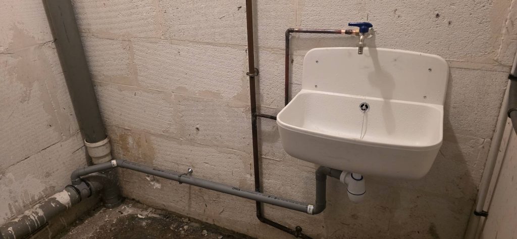 Installation de bac à laver utilitaire à Dieppe