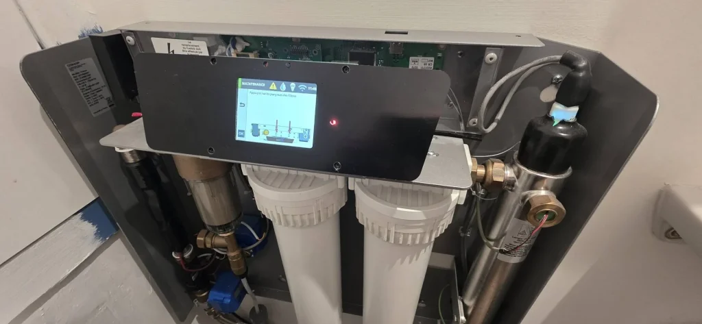 Installation de filtration d'eau à PETIT-CAUX